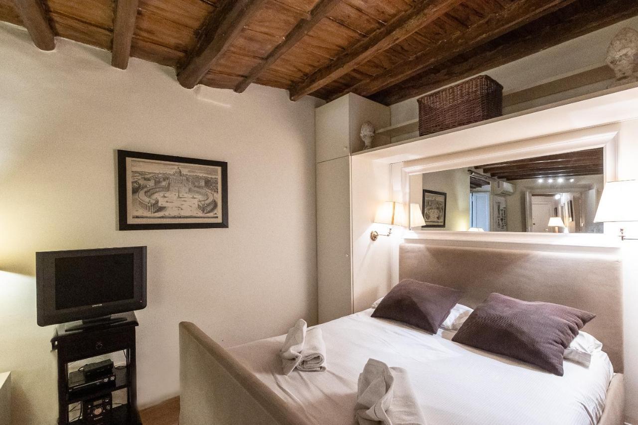 Romantica Studio-Rental In Рим Экстерьер фото